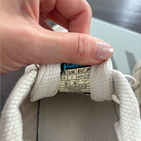 OUTDOOR VOICES X HOKA ONE ONE CLIFTON 4 Running Shoes Size 8.5 - Picture 6 of 6